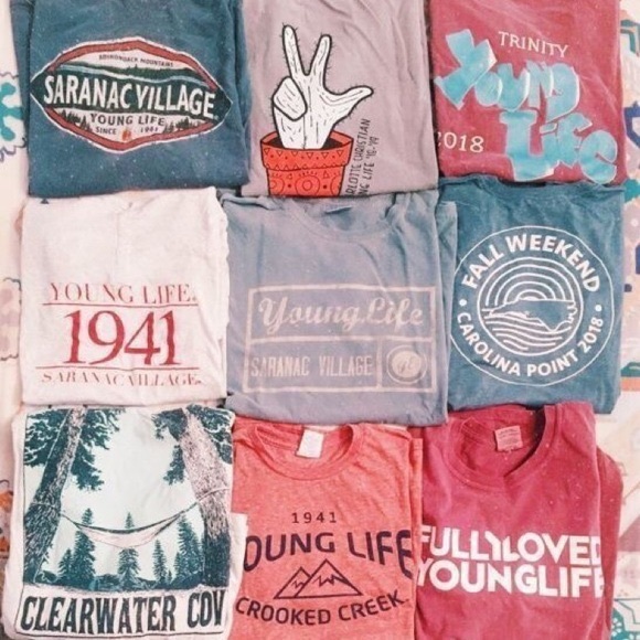 VSCO Mystery Box (college tees & vintage styles) - Picture 3 of 5